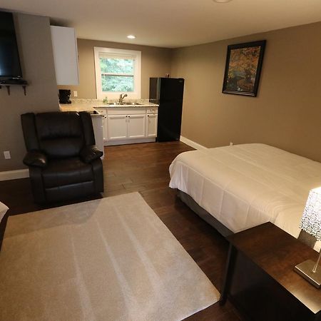 Brimley Motel Suites Dış mekan fotoğraf